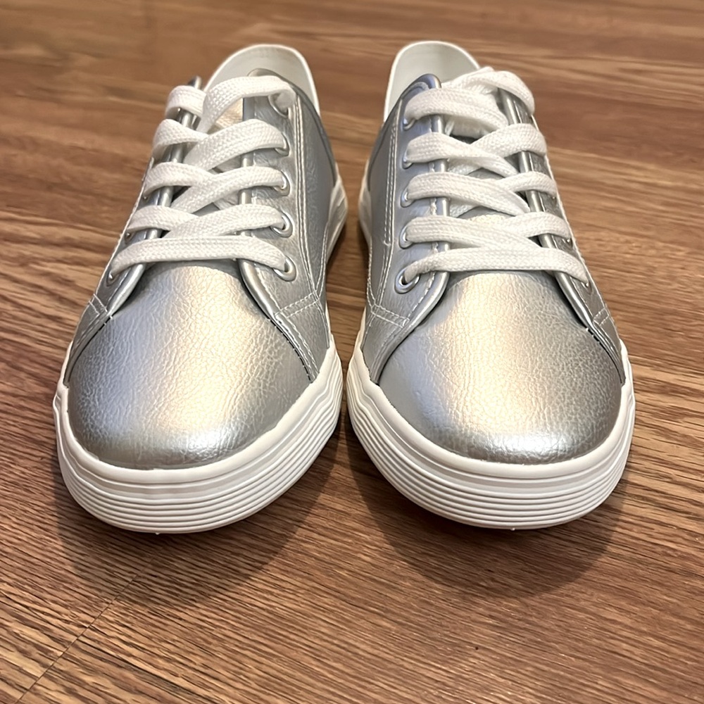 Rocket Dogs in Box Silver Women's Sneakers size 8 - Picture 3 of 10
